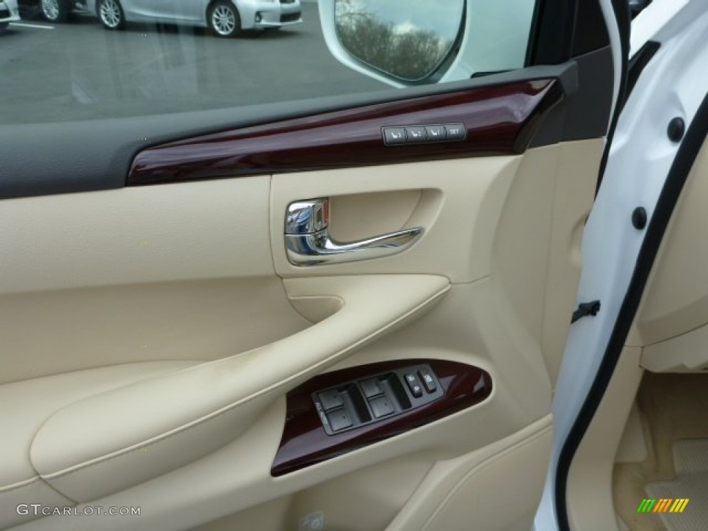 2013 Lexus LX 570 Controls Photo #79499348