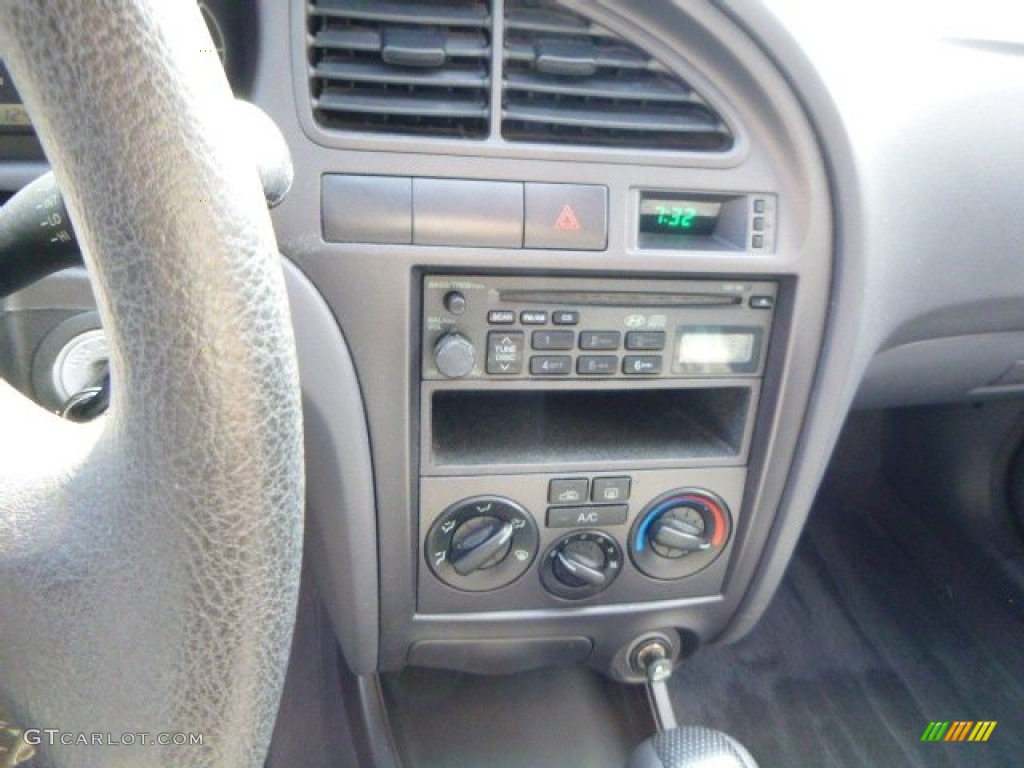 2002 Elantra GLS Sedan - Silver Pewter / Gray photo #13