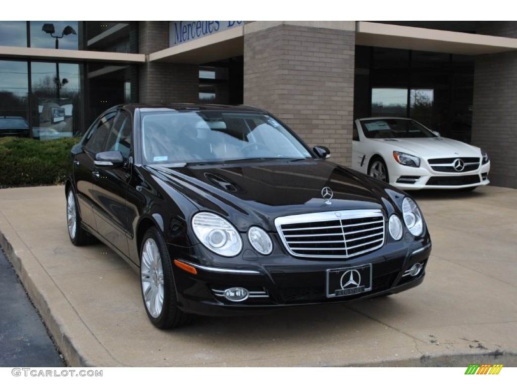 2008 E 550 4Matic Sedan - Black / Black photo #1