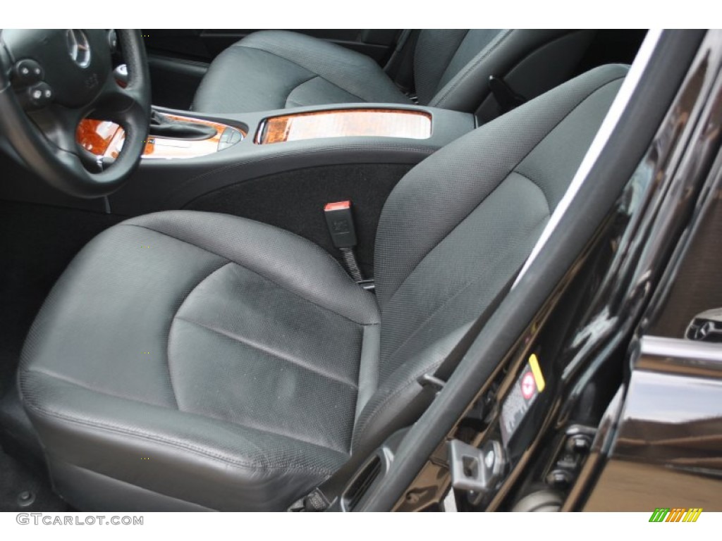 2008 E 550 4Matic Sedan - Black / Black photo #2