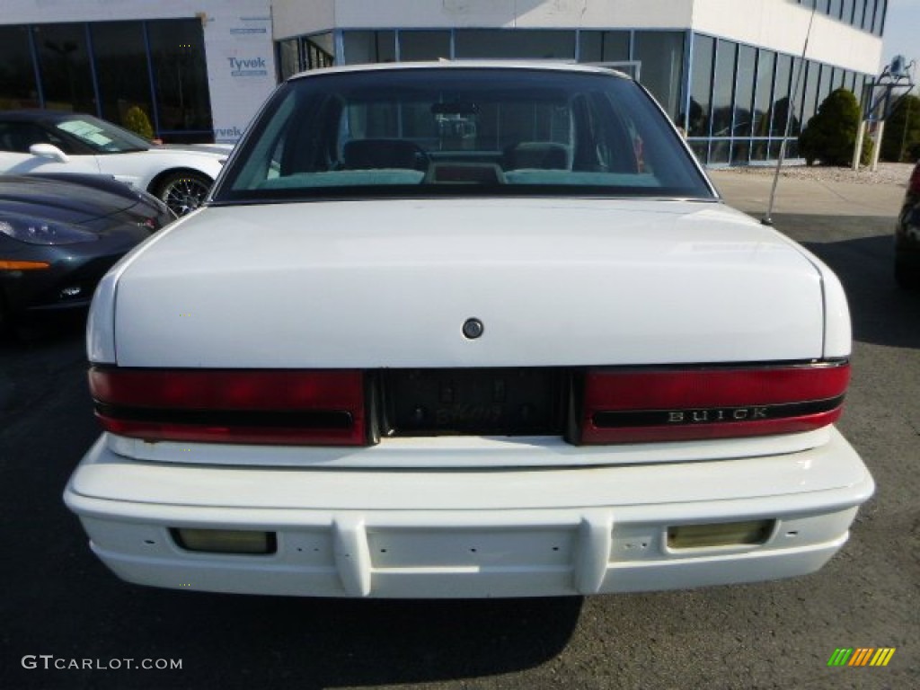1994 Regal Custom Sedan - Bright White / Blue photo #3
