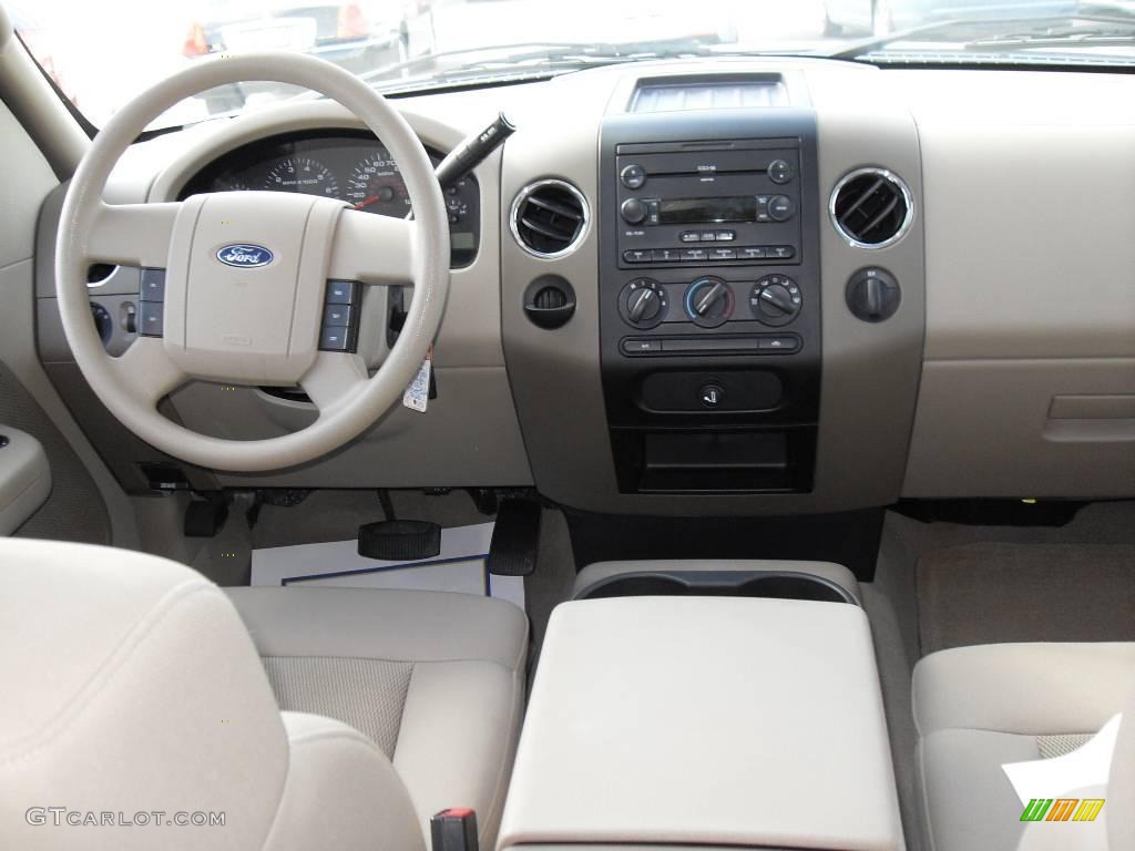 2006 F150 XLT SuperCrew - Oxford White / Tan photo #11