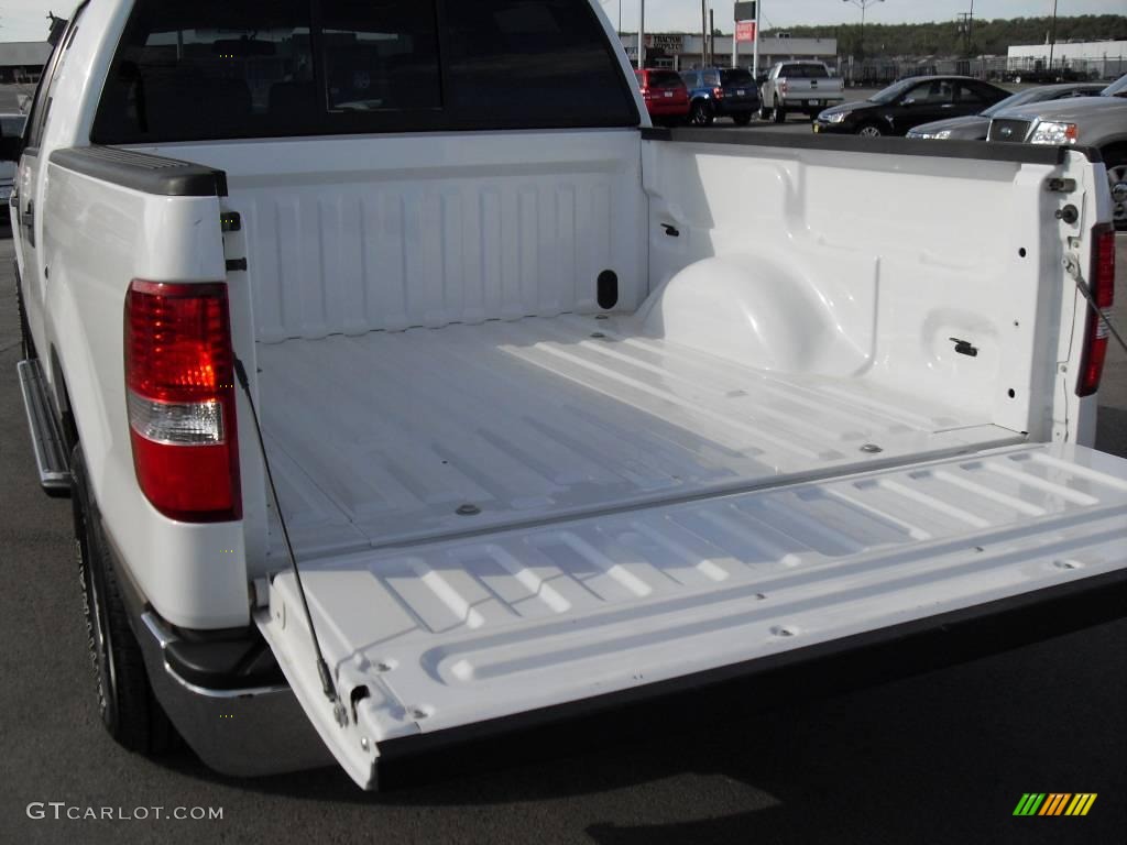 2006 F150 XLT SuperCrew - Oxford White / Tan photo #13