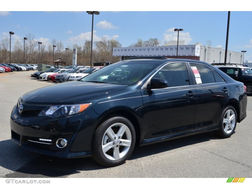 2013 Camry SE - Cosmic Gray Metallic / Black photo #1