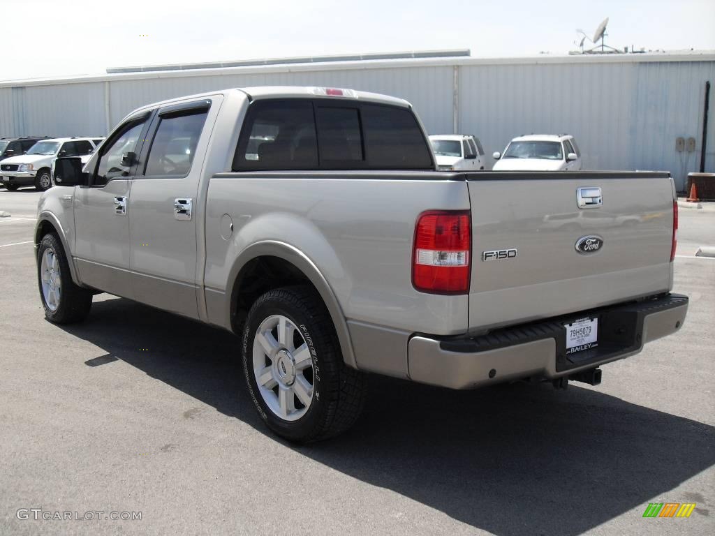 2006 F150 Lariat SuperCrew - Smokestone Metallic / Tan photo #4