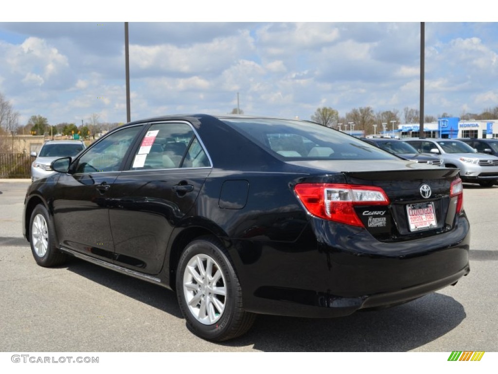 2013 Camry LE - Attitude Black Metallic / Ash photo #3