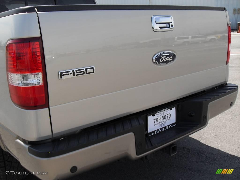 2006 F150 Lariat SuperCrew - Smokestone Metallic / Tan photo #7