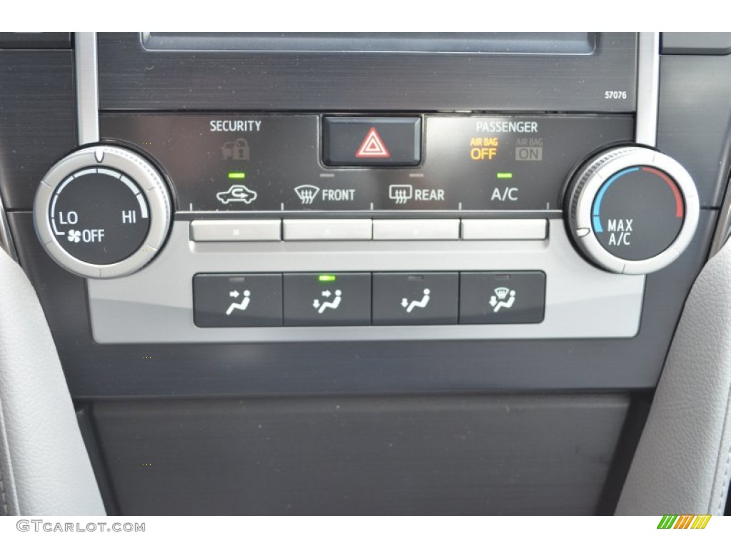 2013 Camry LE - Attitude Black Metallic / Ash photo #28