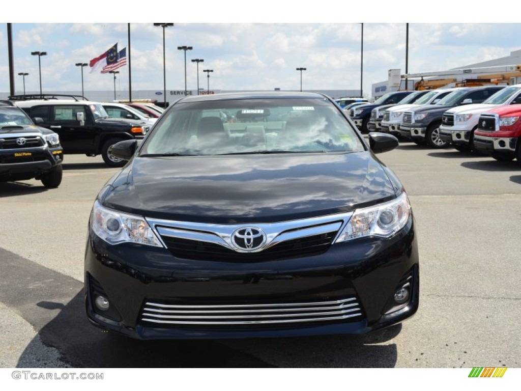 2013 Camry LE - Attitude Black Metallic / Ash photo #33