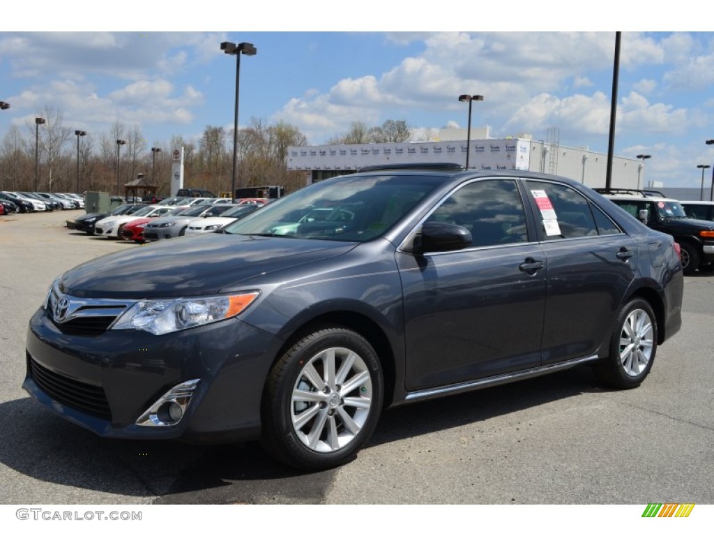 2013 Camry XLE - Magnetic Gray Metallic / Ash photo #1