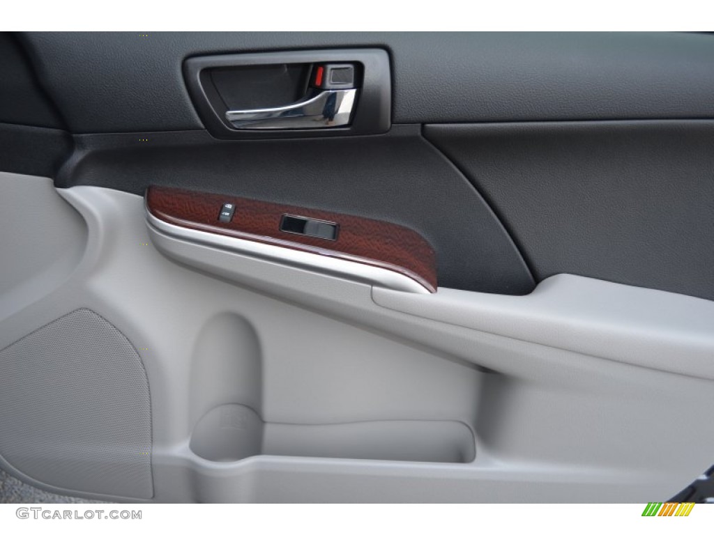 2013 Camry XLE - Magnetic Gray Metallic / Ash photo #17