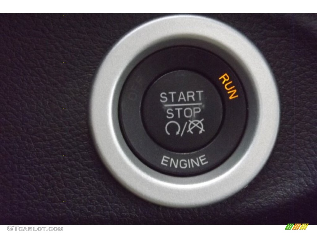 2013 Ram 1500 Laramie Crew Cab 4x4 Controls Photo #79506266