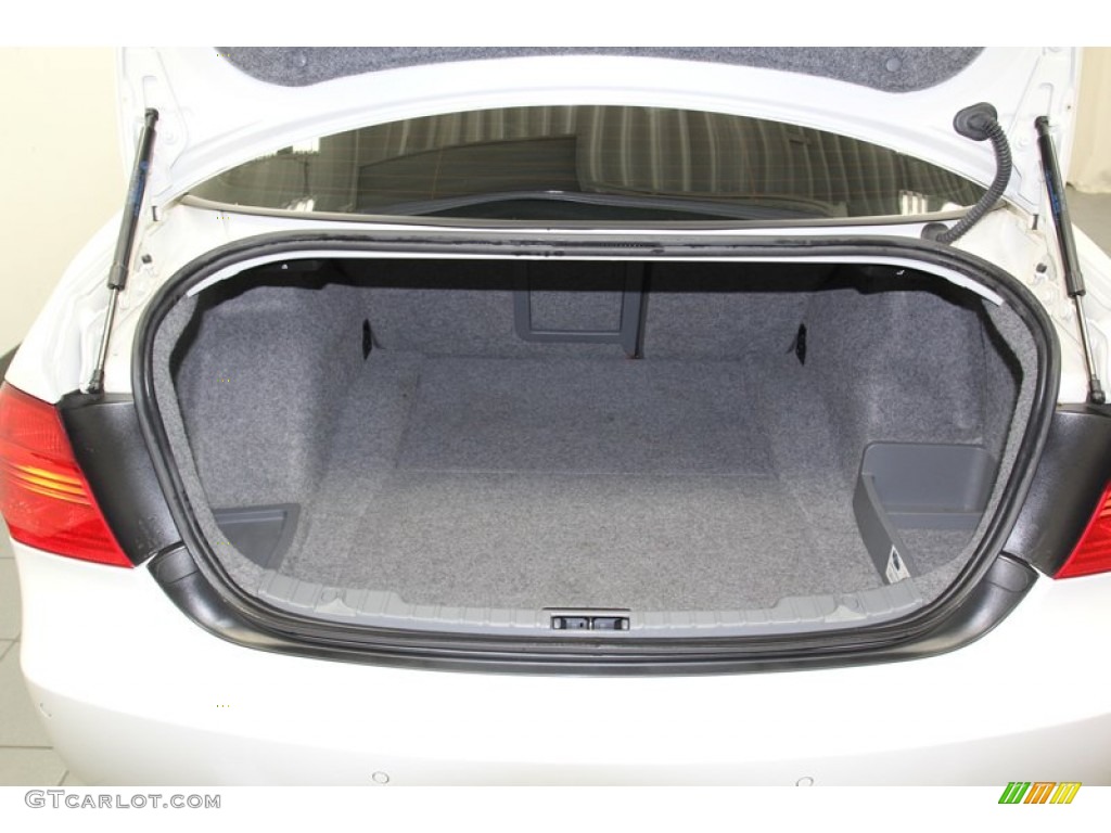 2008 BMW M3 Sedan Trunk Photos
