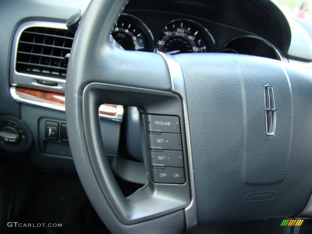 2010 Lincoln MKZ AWD Controls Photo #79508996