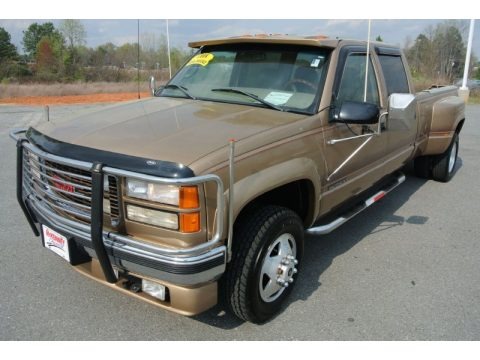 1998 GMC Sierra 3500 SL Crew Cab 4x4 Dually Data, Info and Specs