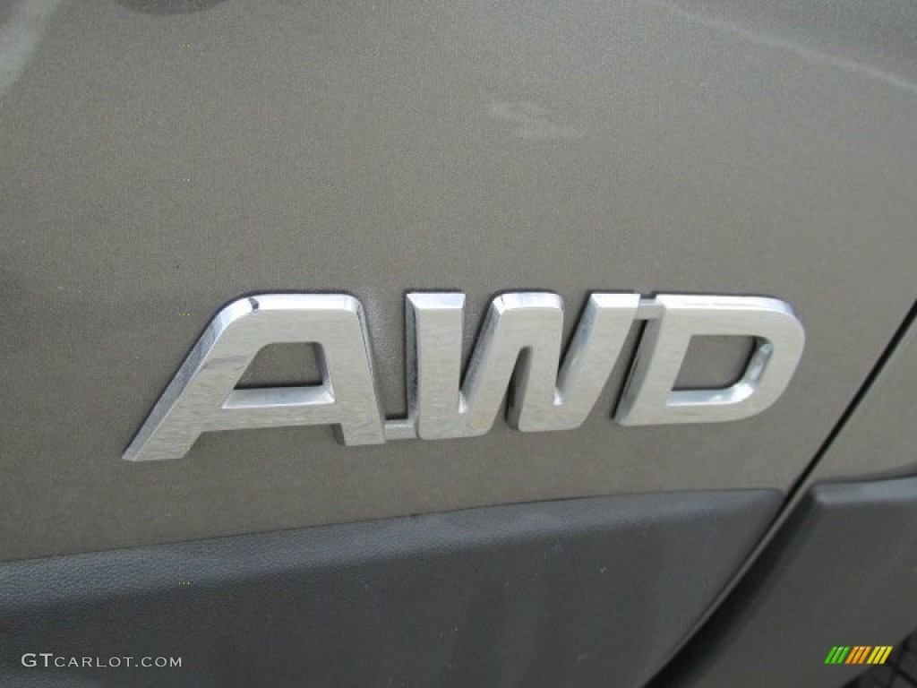 2013 Sorento LX V6 AWD - Titanium Silver / Black photo #4