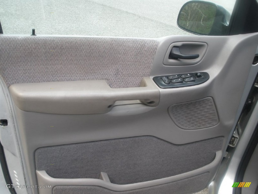 1999 Windstar SE - Silver Frost Metallic / Medium Graphite photo #5