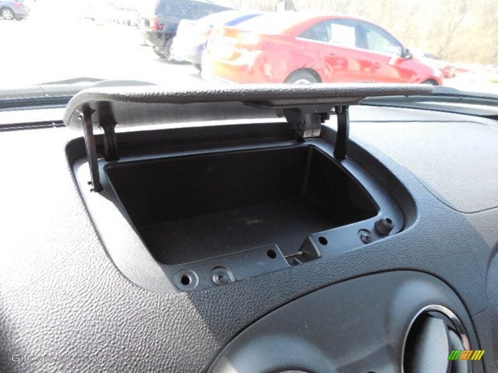 2011 HHR LS Panel - Arctic Ice White / Ebony photo #17