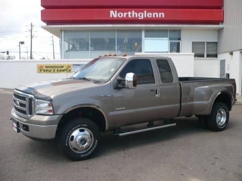 2007 Ford F350 Super Duty Lariat SuperCab 4x4 Dually Data, Info and Specs