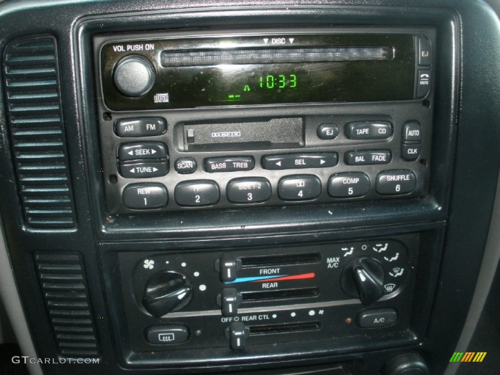 1999 Windstar SE - Silver Frost Metallic / Medium Graphite photo #22