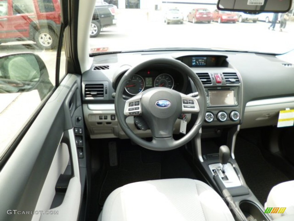 2014 Forester 2.5i Premium - Dark Gray Metallic / Platinum photo #14