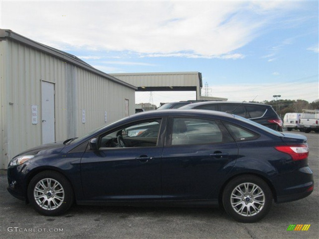 2012 Focus SE Sedan - Kona Blue Metallic / Stone photo #4