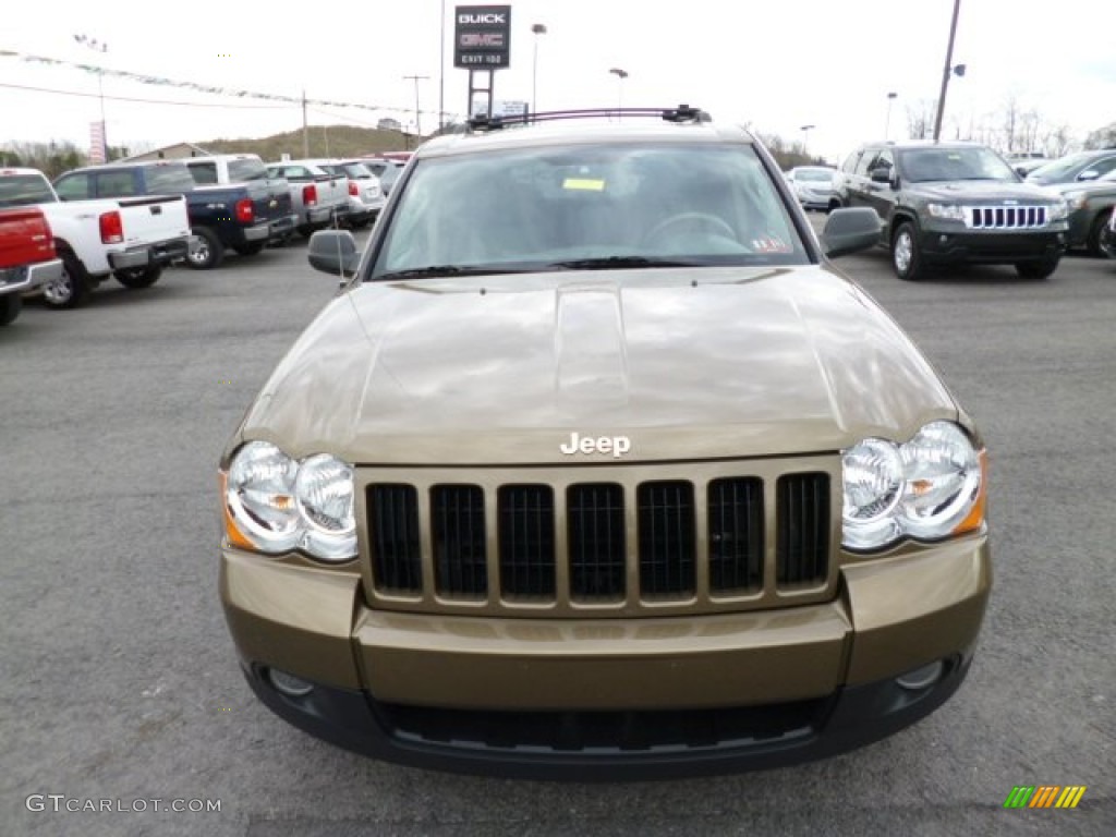 2009 Grand Cherokee Laredo 4x4 - Olive Green Metallic / Medium Khaki/Dark Khaki photo #2