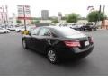 Black - Camry LE Photo No. 5