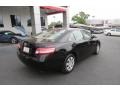 Black - Camry LE Photo No. 7