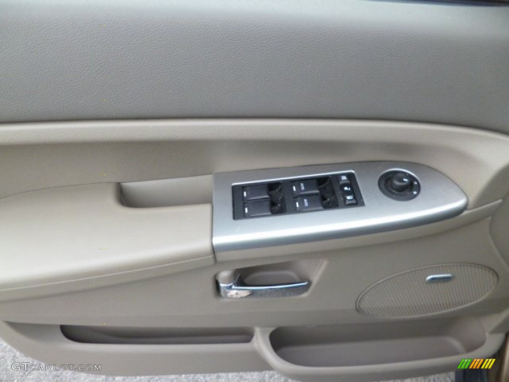 2009 Grand Cherokee Laredo 4x4 - Olive Green Metallic / Medium Khaki/Dark Khaki photo #18