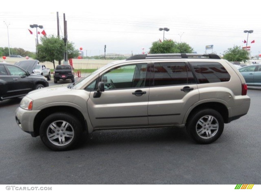 Platinum Beige Pearl 2006 Mitsubishi Endeavor LS Exterior Photo #79521754