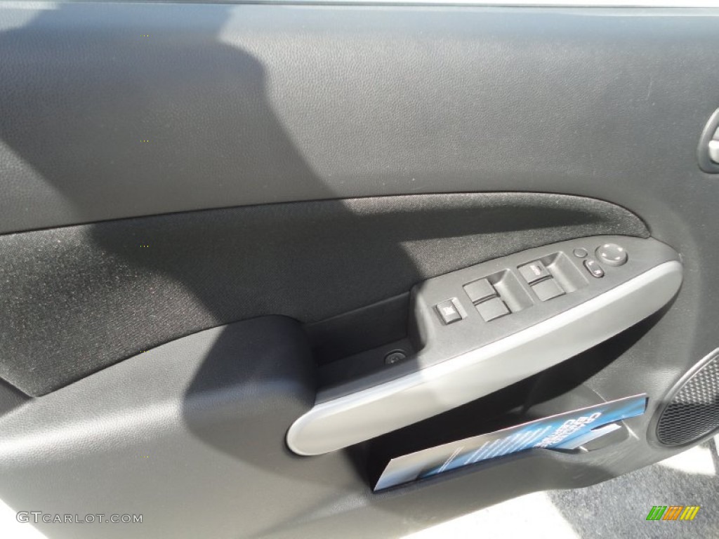 2011 MAZDA2 Touring - Crystal White Pearl / Black photo #13