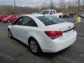 Summit White - Cruze LS Photo No. 6