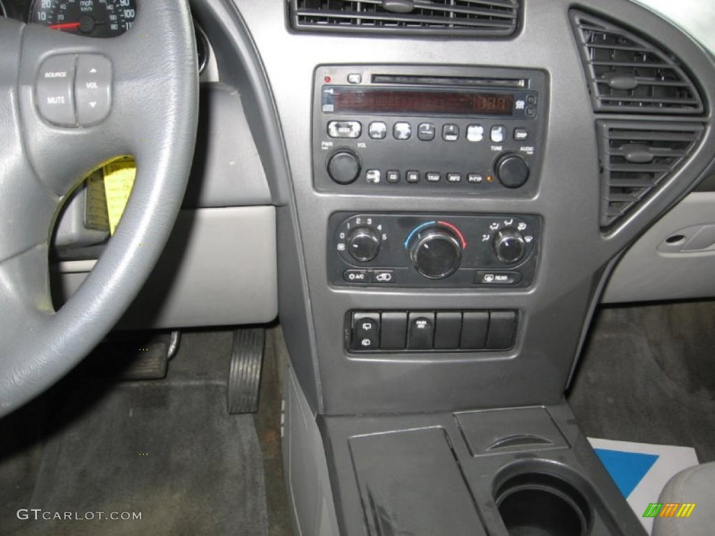 2006 Buick Rendezvous CX Controls Photo #79523141