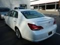 Blizzard White Pearl - Avalon Limited Photo No. 13
