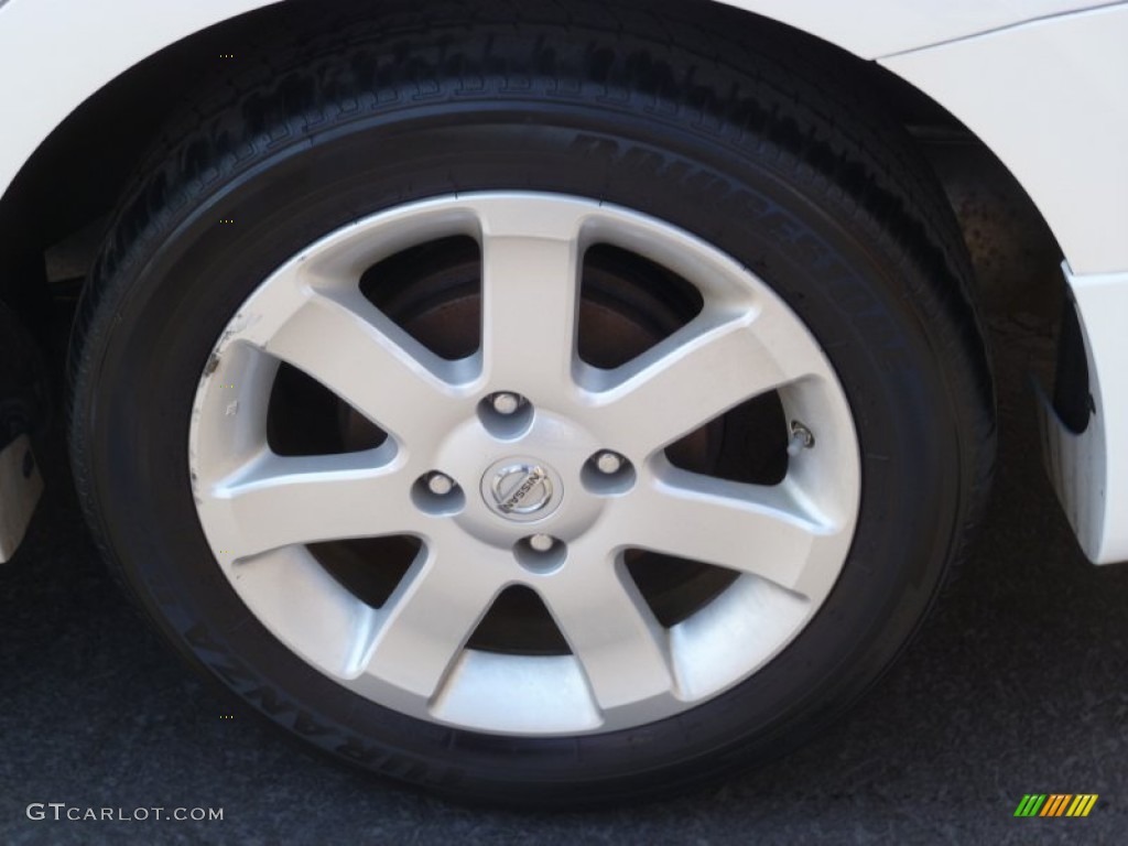 2010 Sentra 2.0 SR - Aspen White / Charcoal photo #8