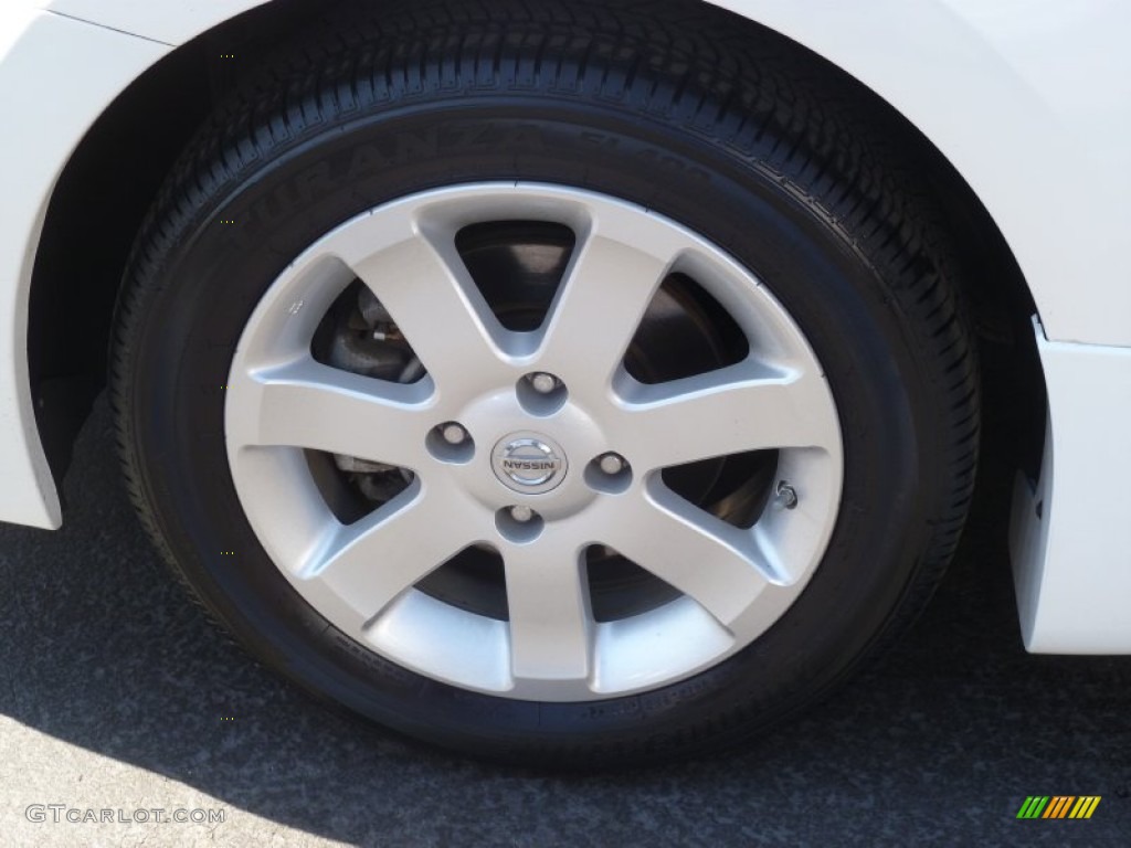 2010 Sentra 2.0 SR - Aspen White / Charcoal photo #10