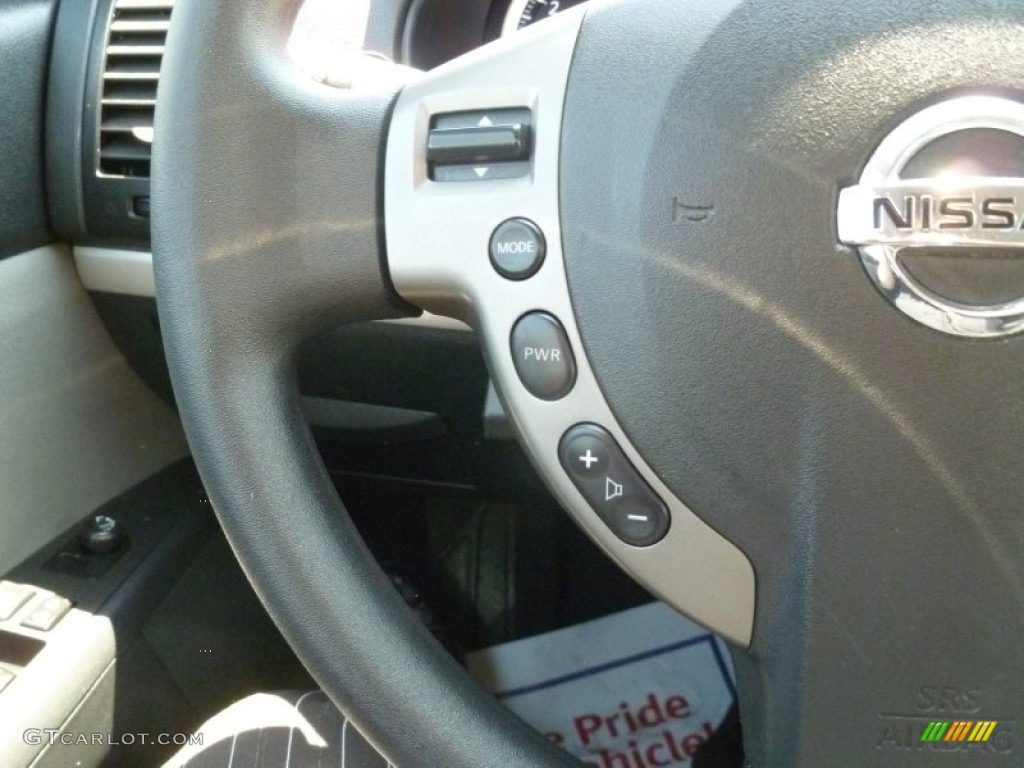 2010 Sentra 2.0 SR - Aspen White / Charcoal photo #18