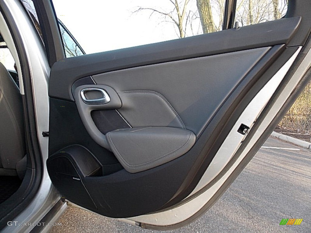 2011 Saab 9-5 Aero XWD Sedan Shark Grey Door Panel Photo #79531425