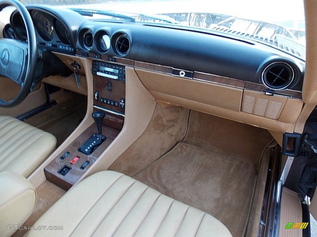 1989 Mercedes-Benz SL Class 560 SL Roadster Parchment Dashboard Photo #79532222