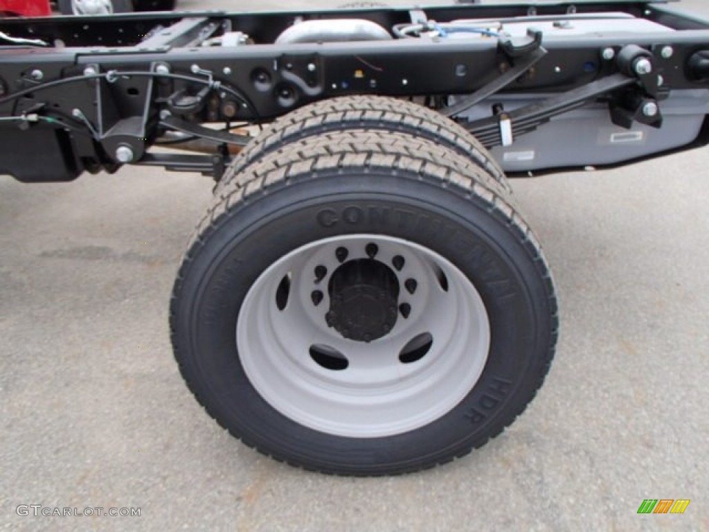 2013 Ford F550 Super Duty XL Regular Cab Chassis 4x4 Wheel Photos