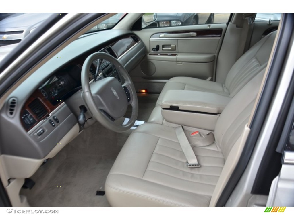 Medium Light Stone Interior 2007 Lincoln Town Car Signature Photo #79534815