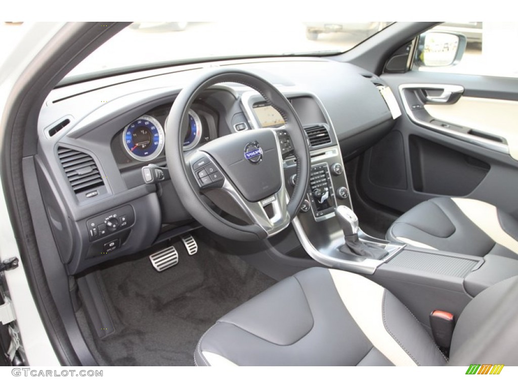2013 XC60 T6 AWD R-Design - Cosmic White Metallic / R Design Soft Beige/Off Black Inlay photo #12