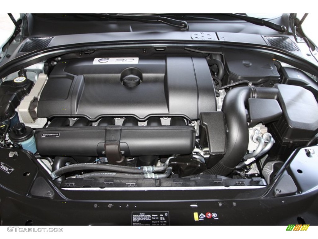 2013 Volvo XC70 3.2 Engine Photos