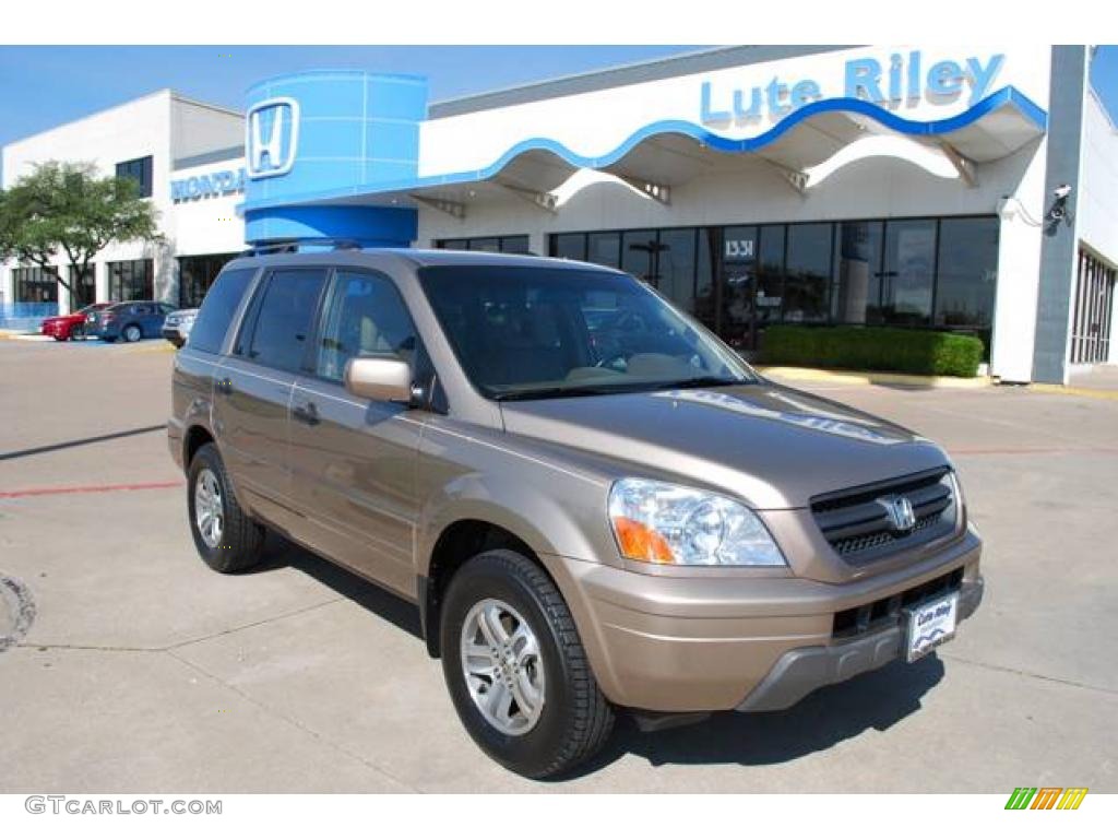 Sandstone Metallic Honda Pilot