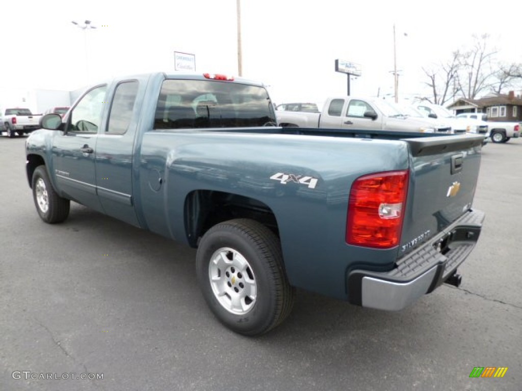 2013 Silverado 1500 LT Extended Cab 4x4 - Blue Granite Metallic / Ebony photo #5