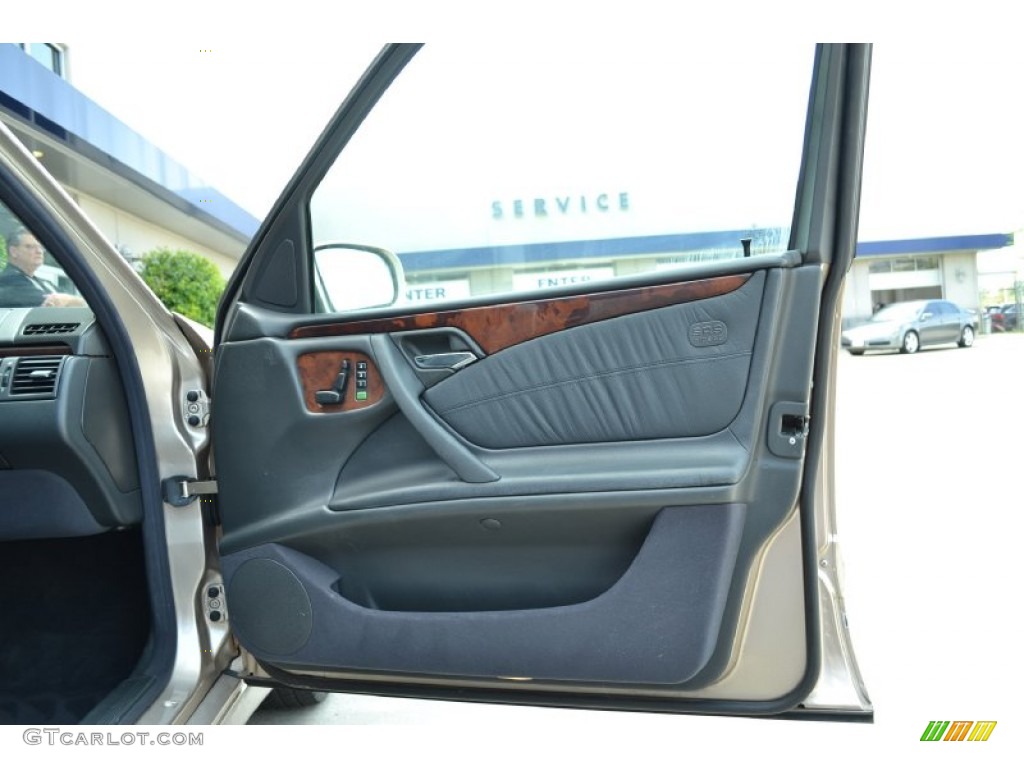 2002 Mercedes-Benz E 430 Sedan Door Panel Photos