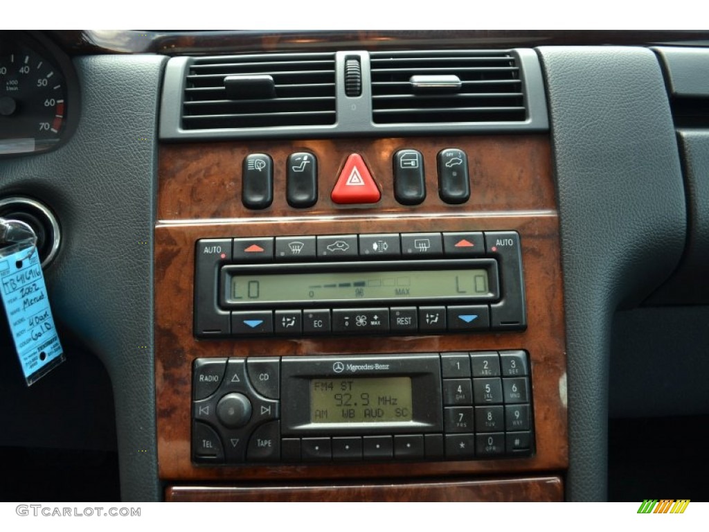 2002 Mercedes-Benz E 430 Sedan Controls Photo #79543335