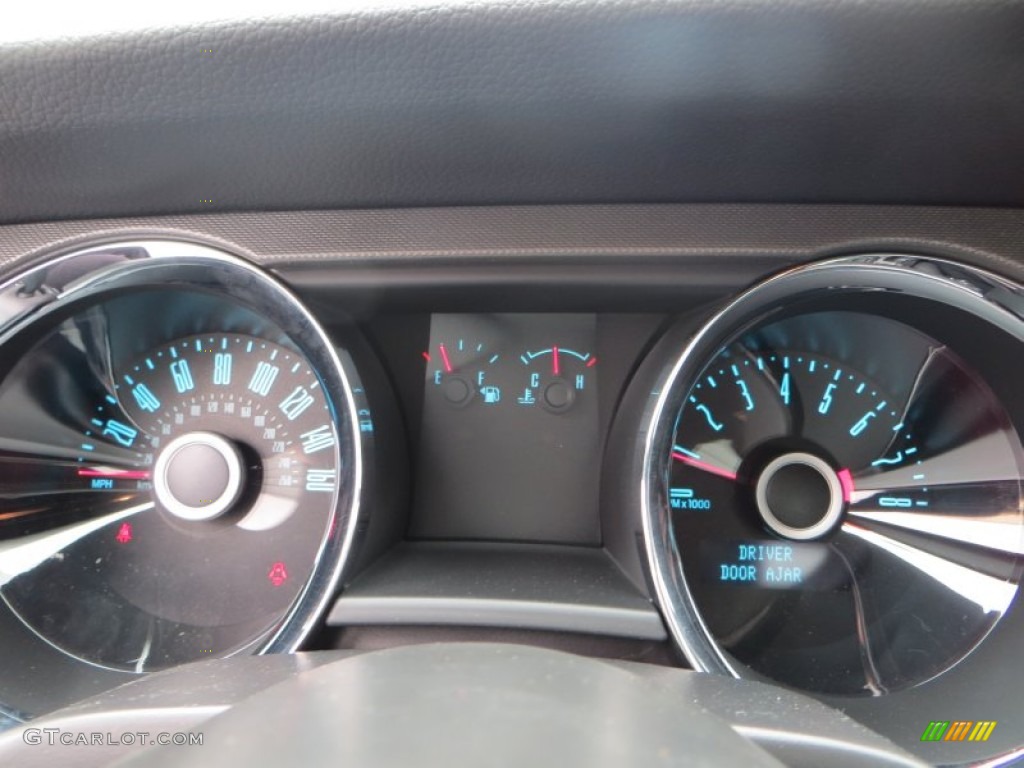 2014 Ford Mustang V6 Coupe Gauges Photo #79543546
