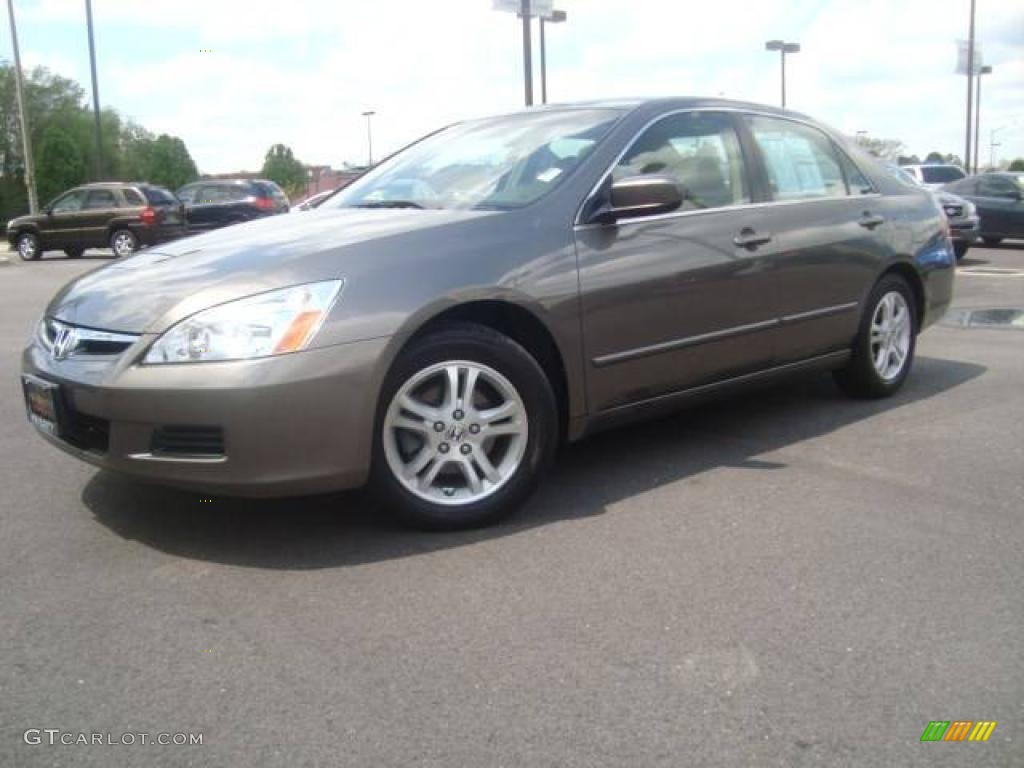 2006 Accord EX-L Sedan - Carbon Bronze Pearl / Ivory photo #2